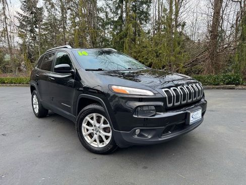 Used 2014 Jeep Cherokee Latitude image 21