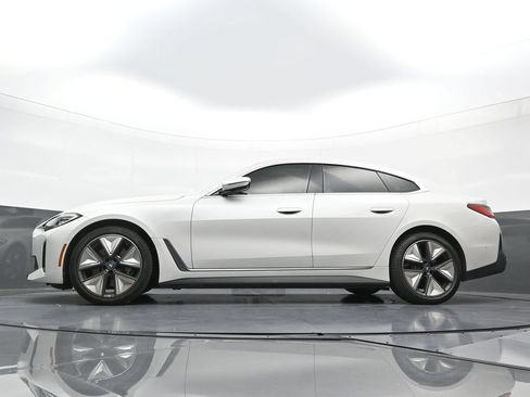 Used 2023 BMW i4 eDrive40 w/ Premium Package RWD image 24