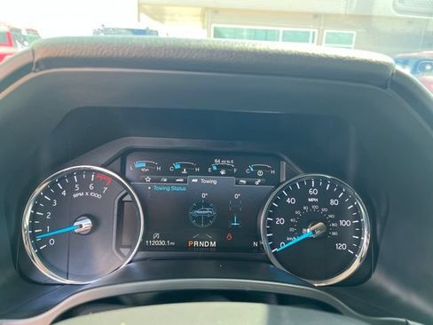 Used 2018 Ford Expedition Platinum RWD image 30