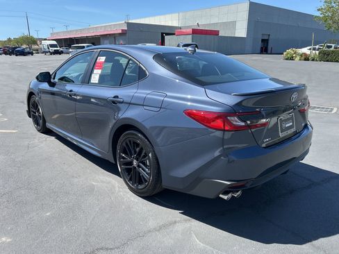 Used 2026 Toyota Camry SE image 3