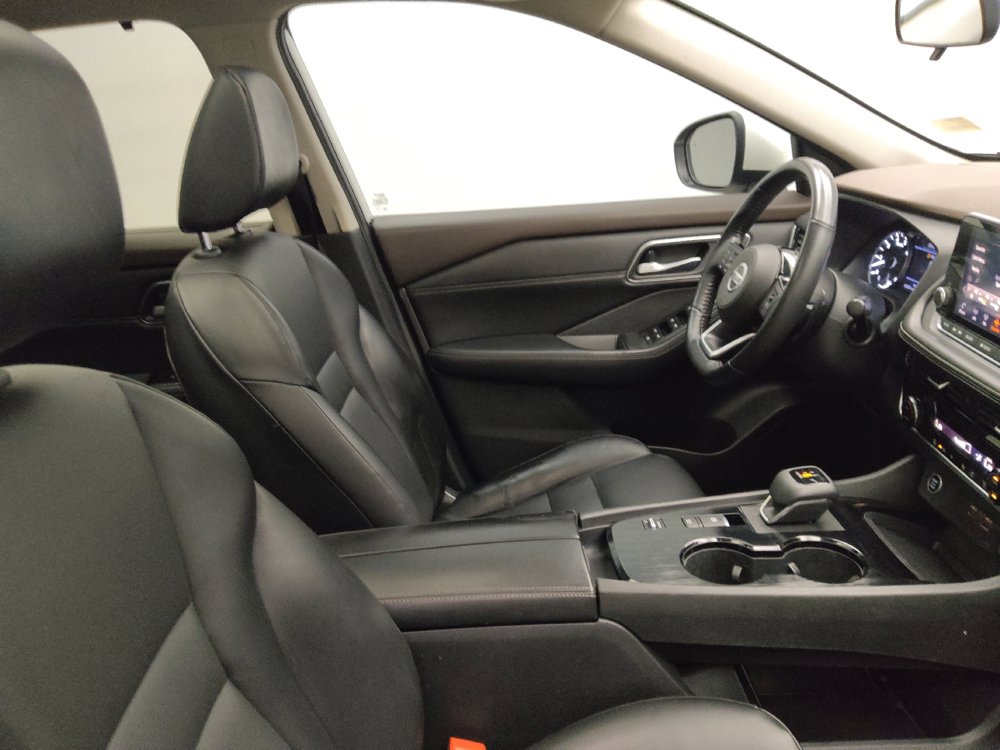 Used 2021 Nissan Rogue SV w/ Premium Package FWD image 21