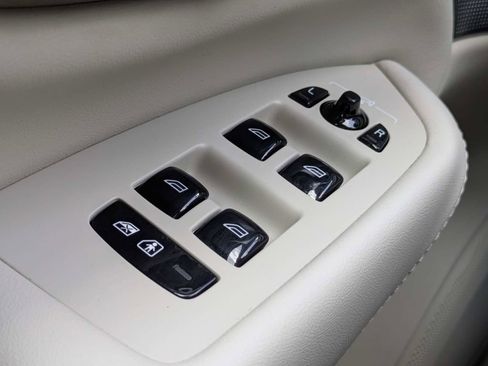 Certified 2023 Volvo XC90 T8 Ultimate w/ Protection Package Premier AWD/4WD image 36