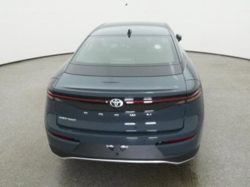 New 2026 Toyota Crown XLE image 7