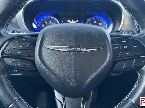 Used 2019 Chrysler Pacifica Touring Plus w/ S Appearance Package image 32