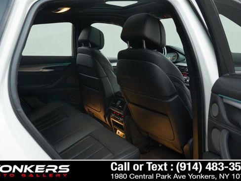 Used 2019 BMW X6 xDrive50i w/ M Sport Package image 44