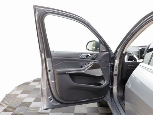 New 2026 BMW X7 xDrive40i w/ Executive Package AWD/4WD image 5