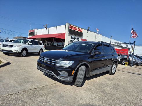 Used 2019 Volkswagen Tiguan S w/ Driver Assistance Package image 2