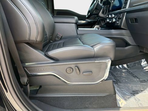 Used 2025 Ford F250 Platinum image 24