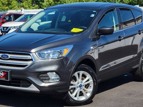 Used 2019 Ford Escape SE AWD/4WD image 2