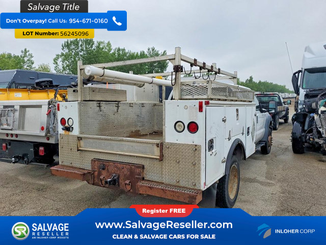 Used 2011 Ford F550 4x4 Crew Cab Super Duty image 4