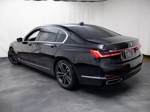 Used 2020 BMW 750i xDrive AWD/4WD image 7