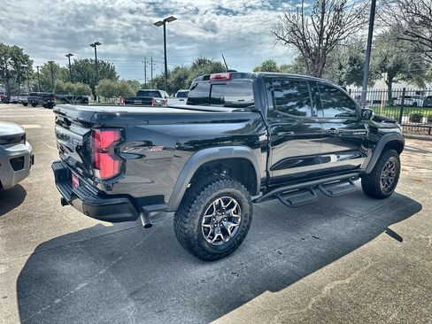 Certified 2024 Chevrolet Colorado ZR2 w/ ZR2 Convenience Package III AWD/4WD image 11