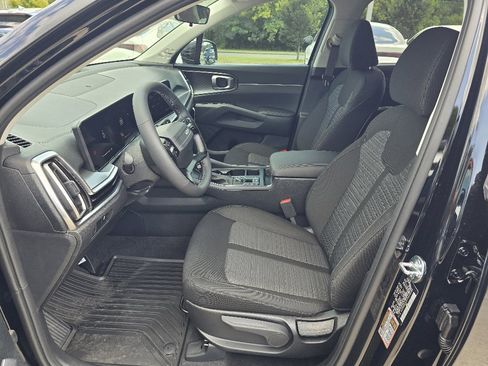 New 2026 Kia Sorento LX FWD image 5