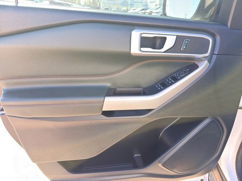 Used 2023 Ford Explorer Timberline image 13