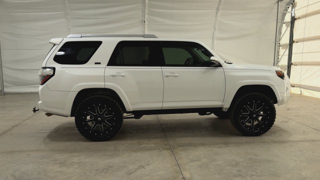 Used 2018 Toyota 4Runner SR5 Premium RWD image 5