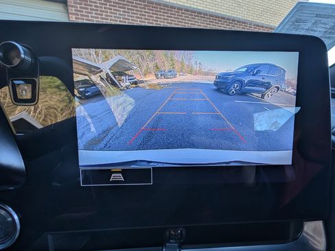 Used 2023 Chevrolet Corvette Stingray Coupe w/ 1LT image 25