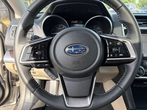 Used 2019 Subaru Outback 2.5i Limited AWD/4WD image 15