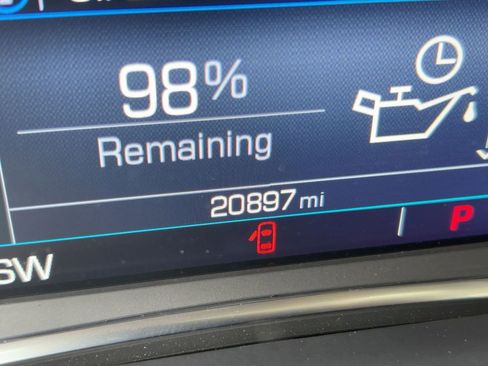 Certified 2023 GMC Acadia SLE w/ Driver Convenience Package image 19