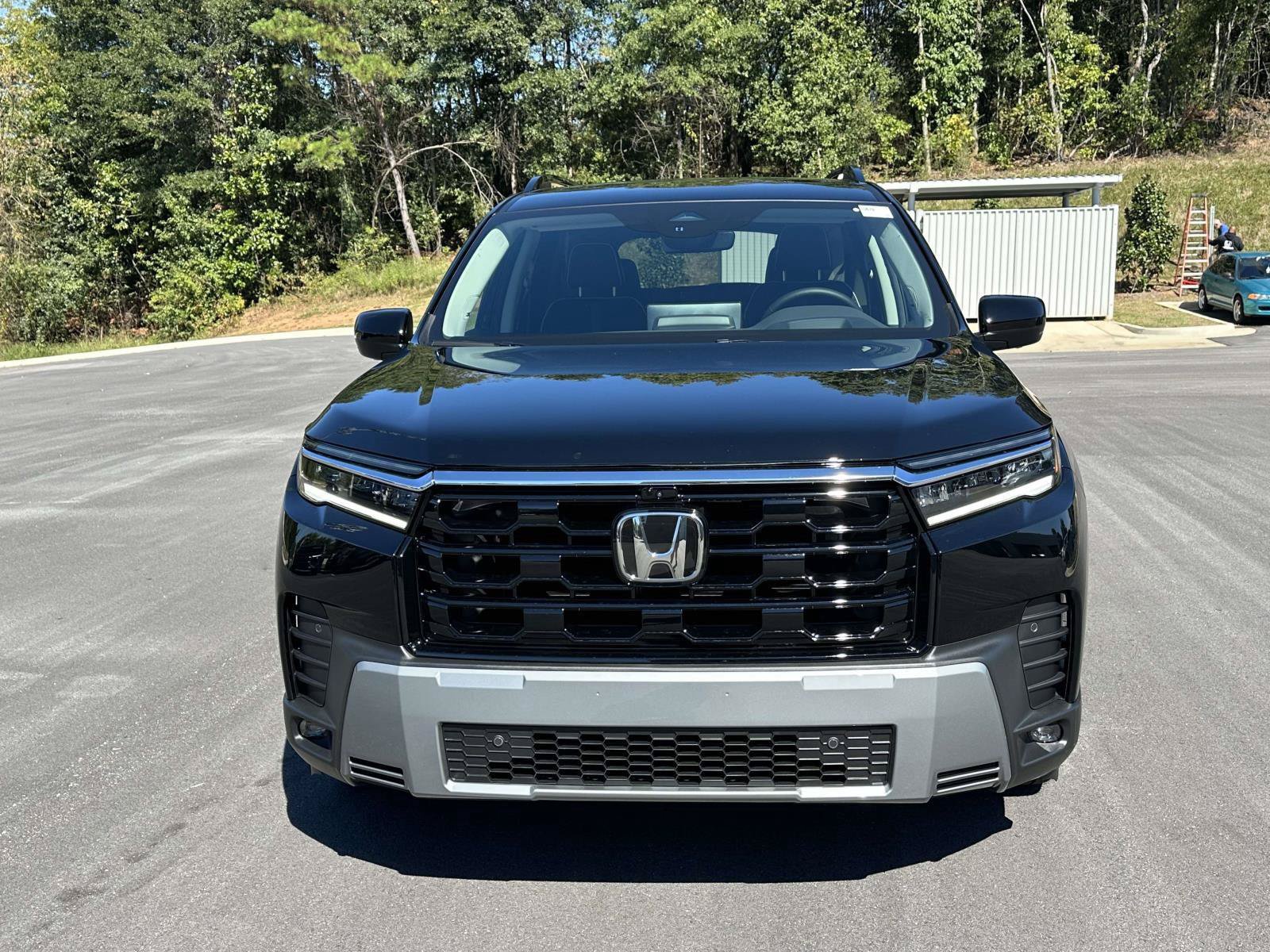 New 2026 Honda Pilot Elite image 2