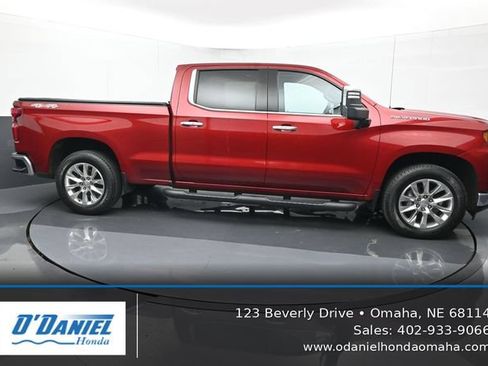Used 2022 Chevrolet Silverado 1500 LTZ w/ LTZ Premium Package AWD/4WD image 7