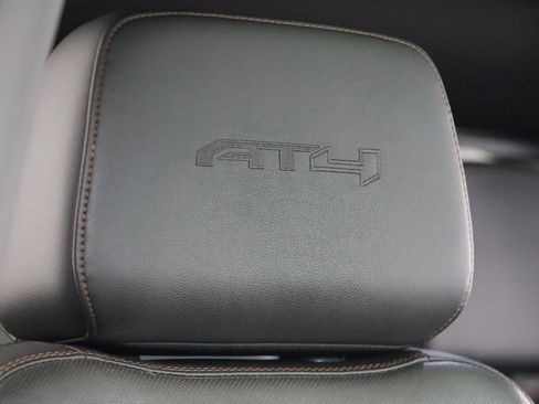 Used 2020 GMC Sierra 1500 AT4 w/ AT4 Premium Package AWD/4WD image 40