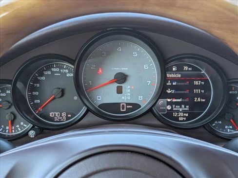 Used 2015 Porsche Panamera S image 10