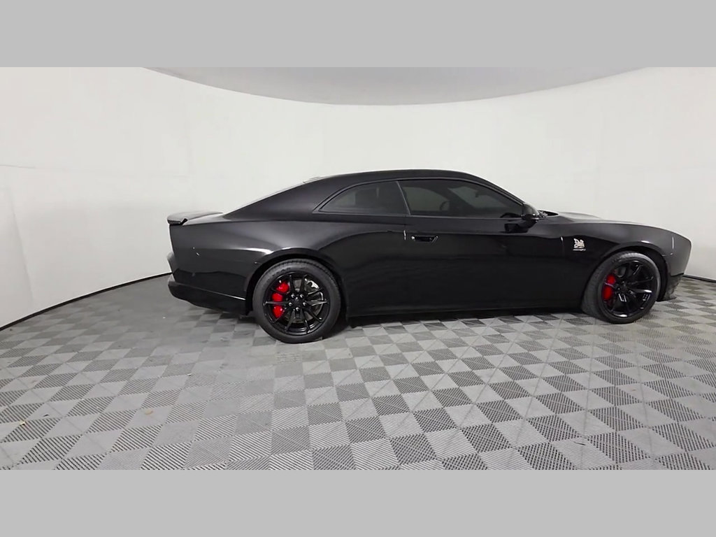 Used 2024 Dodge Charger Daytona Scat Pack w/ Plus Group AWD/4WD image 36