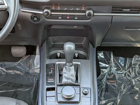 Used 2020 MAZDA CX-30 FWD image 19