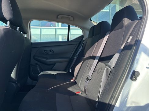 Used 2024 Nissan Sentra SV image 10