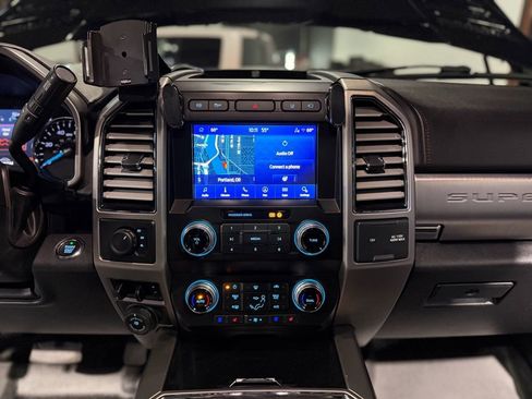 Used 2021 Ford F450 Platinum w/ Camper Package image 17