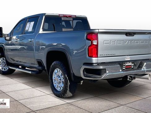 Used 2024 Chevrolet Silverado 2500 LTZ w/ LTZ Convenience Package image 2