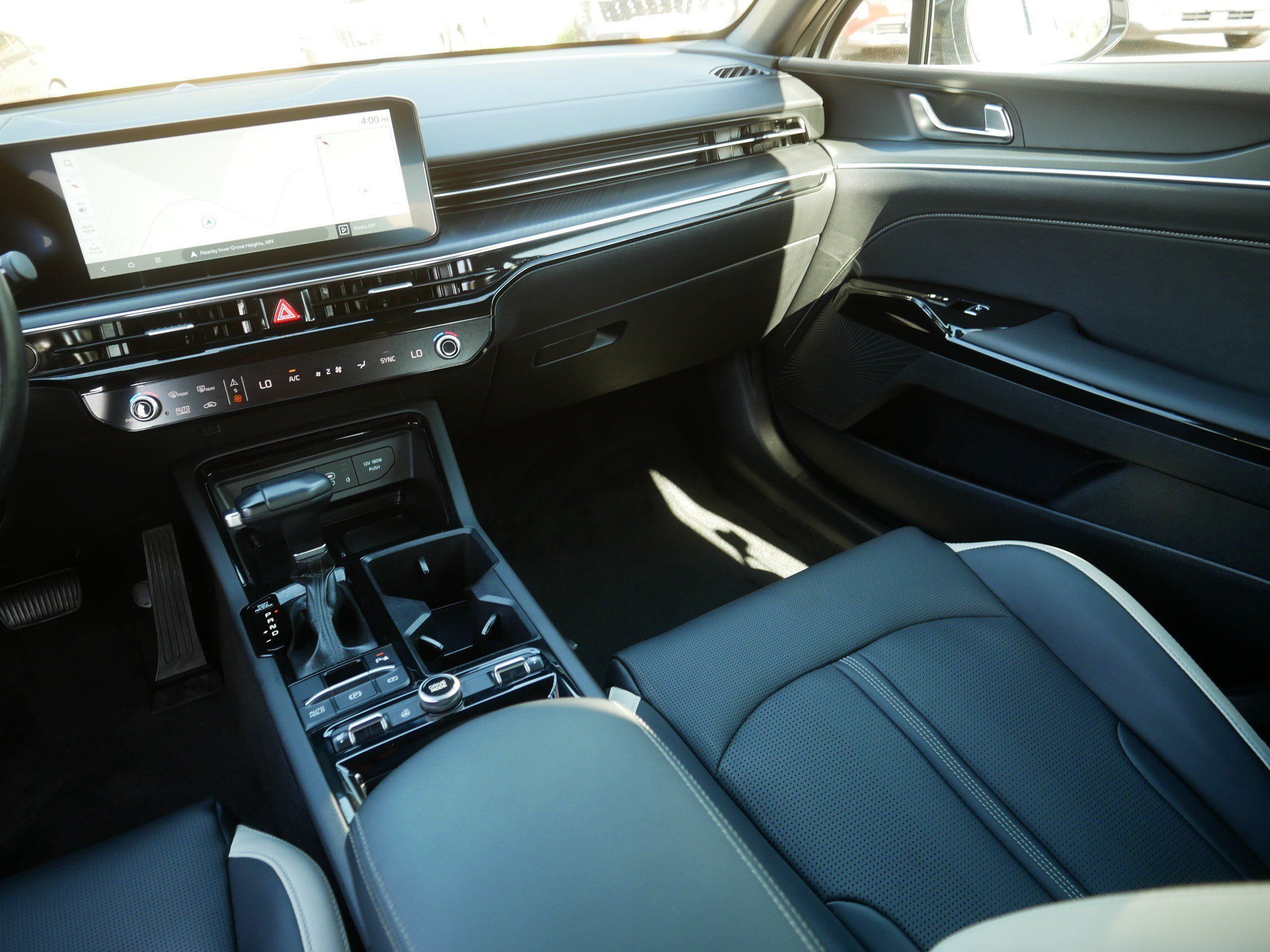 Certified 2025 Kia K5 GT-Line AWD/4WD image 11