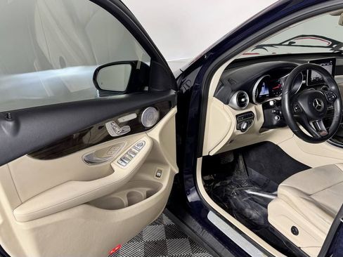Used 2018 Mercedes-Benz GLC 300 4MATIC image 12