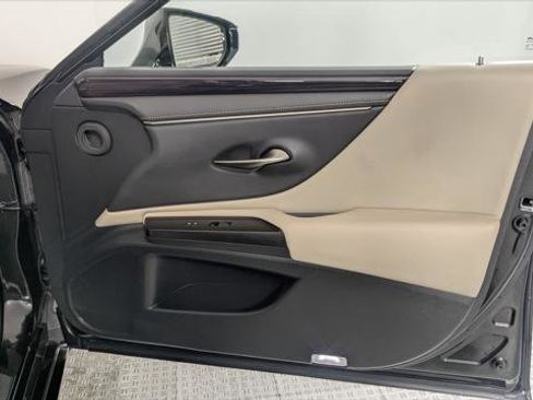 Used 2019 Lexus ES 350 image 23