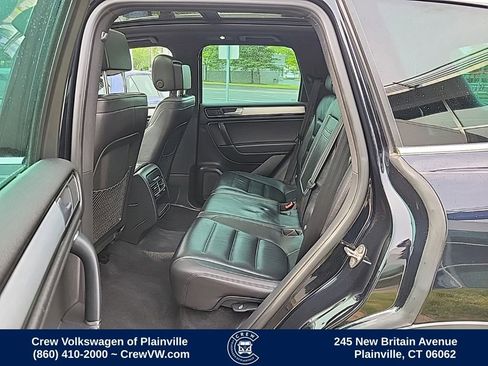 Used 2017 Volkswagen Touareg Wolfsburg Edition AWD/4WD image 14