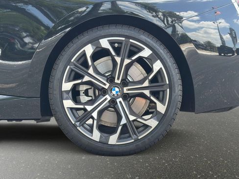 Used 2025 BMW 230i Coupe w/ Premium Package RWD image 13