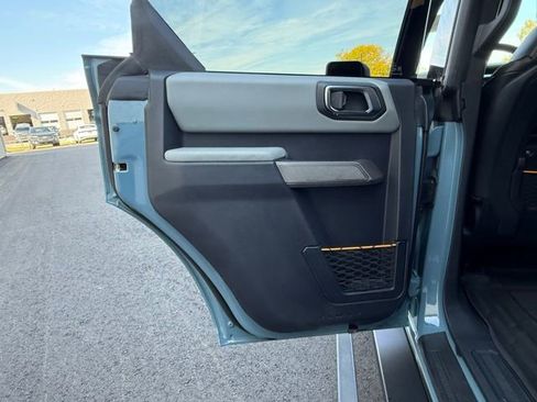 Used 2022 Ford Bronco Badlands image 21