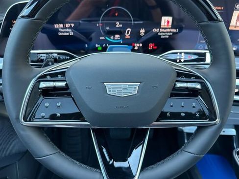 New 2026 Cadillac Lyriq Premium Luxury image 23