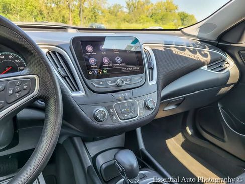 Used 2024 Chevrolet Malibu LS FWD image 21