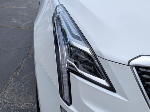 Certified 2024 Cadillac XT5 Premium Luxury FWD image 10