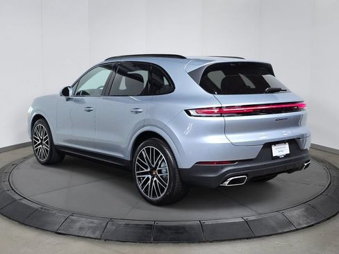 New 2026 Porsche Cayenne AWD/4WD image 3