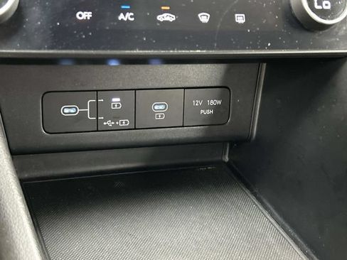 Used 2025 Hyundai Sonata SEL FWD image 38