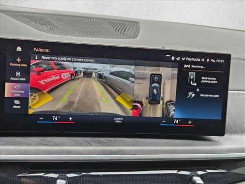 Used 2023 BMW X7 xDrive40i w/ Premium Package image 17