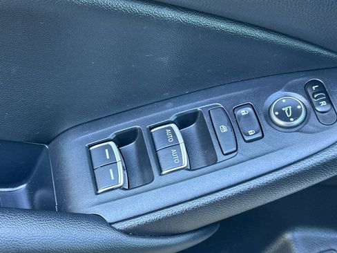 Used 2022 Honda Accord Sport image 13