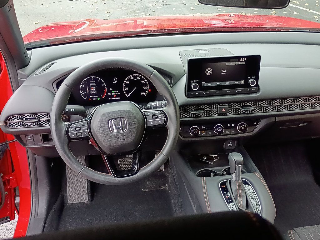 Used 2024 Honda HR-V Sport image 12