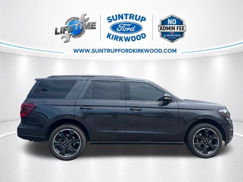 Used 2024 Ford Expedition Limited AWD/4WD image 8