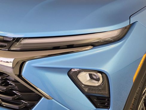 New 2026 Chevrolet TrailBlazer RS w/ Convenience Package FWD image 11