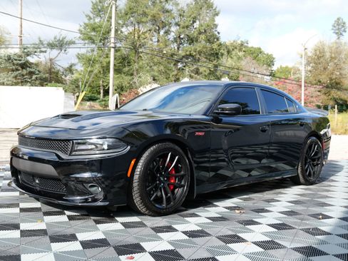 Used 2018 Dodge Charger R/T image 76