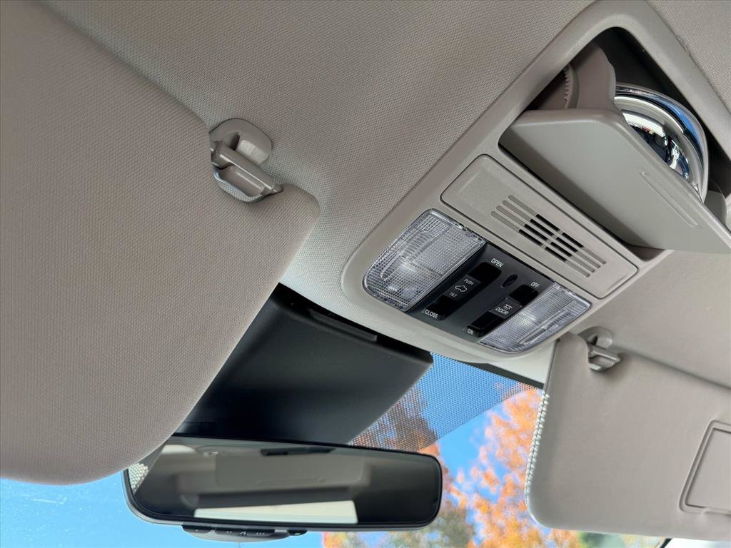 New 2027 Honda Odyssey Touring image 25
