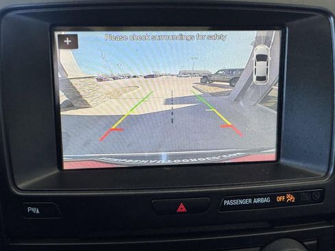 Used 2018 Ford Explorer XLT w/ Equipment Group 202A image 23